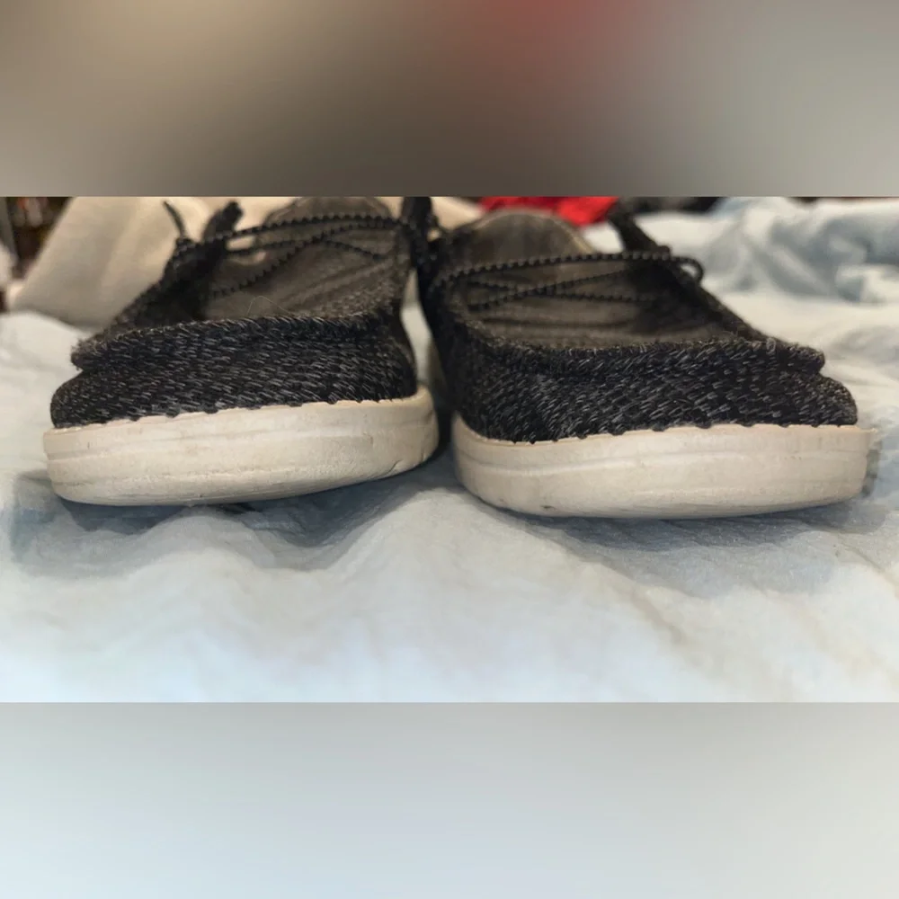 Hey Dude Kids Shoes Size 6